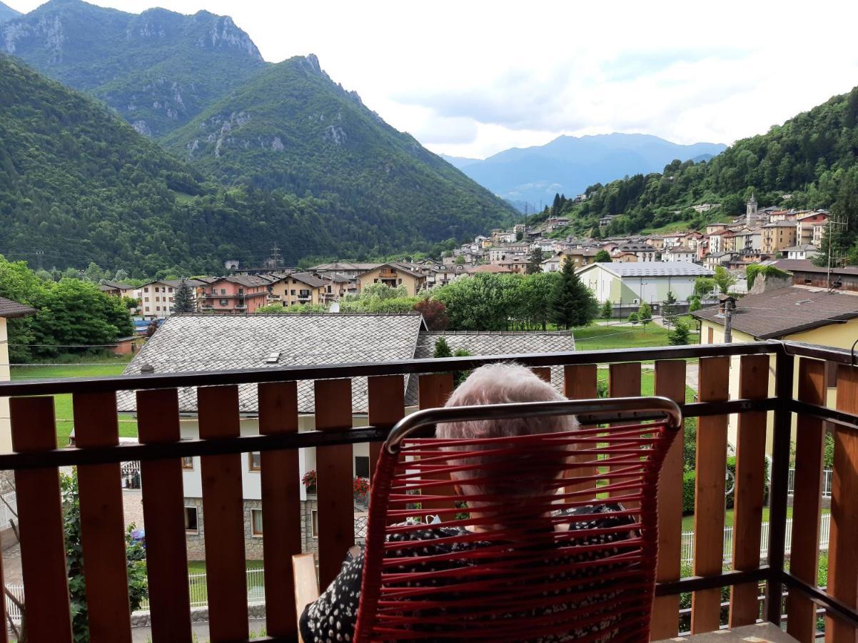 Bilocale A Piazza Brembana Apartment ภายนอก รูปภาพ