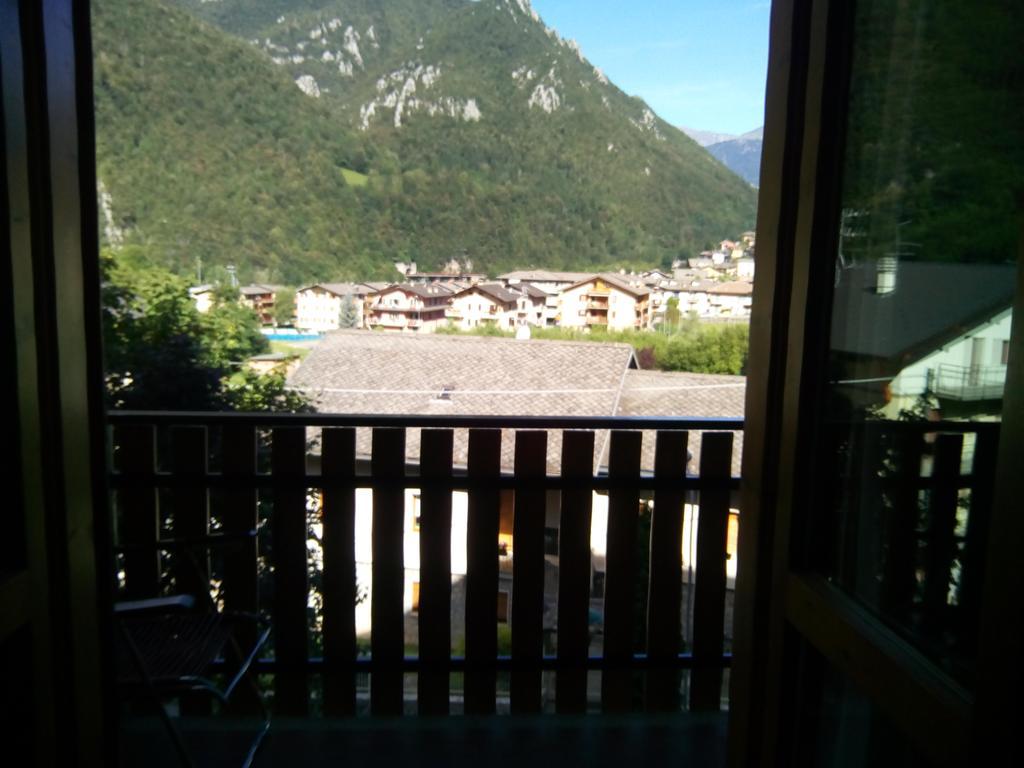 Bilocale A Piazza Brembana Apartment ภายนอก รูปภาพ