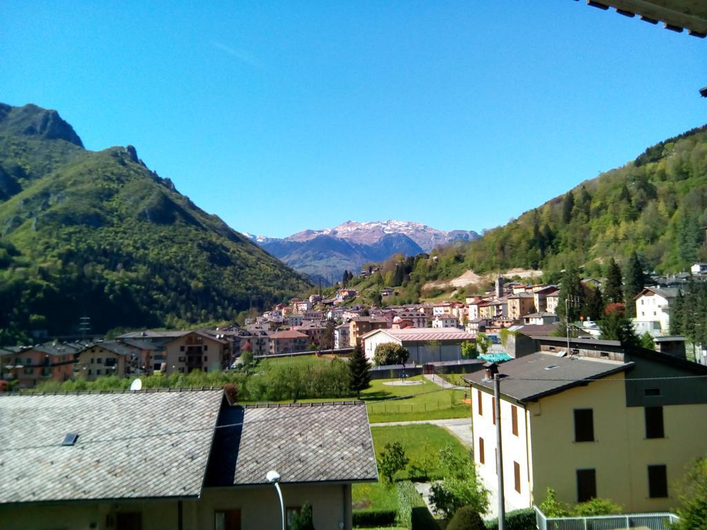 Bilocale A Piazza Brembana Apartment ภายนอก รูปภาพ